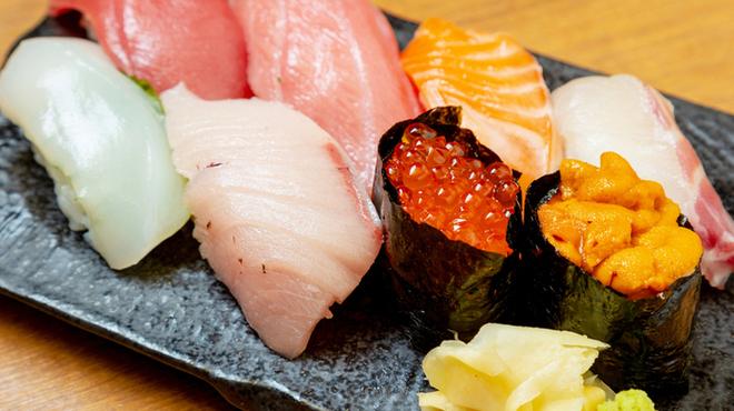 未経験でも鮨が握れるようになります！
